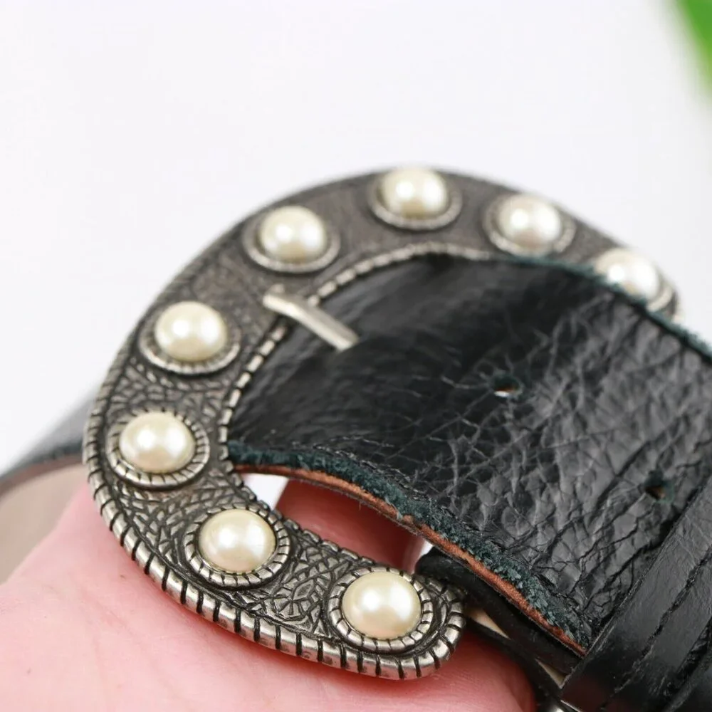 VTG Elite Accessories Womens Belt Size Medium Black Leather Pearl Big Buckle USA